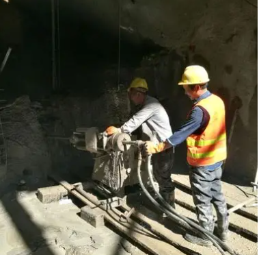 鹿邑水下抗分散灌浆料特点 水下不分散注浆料介绍